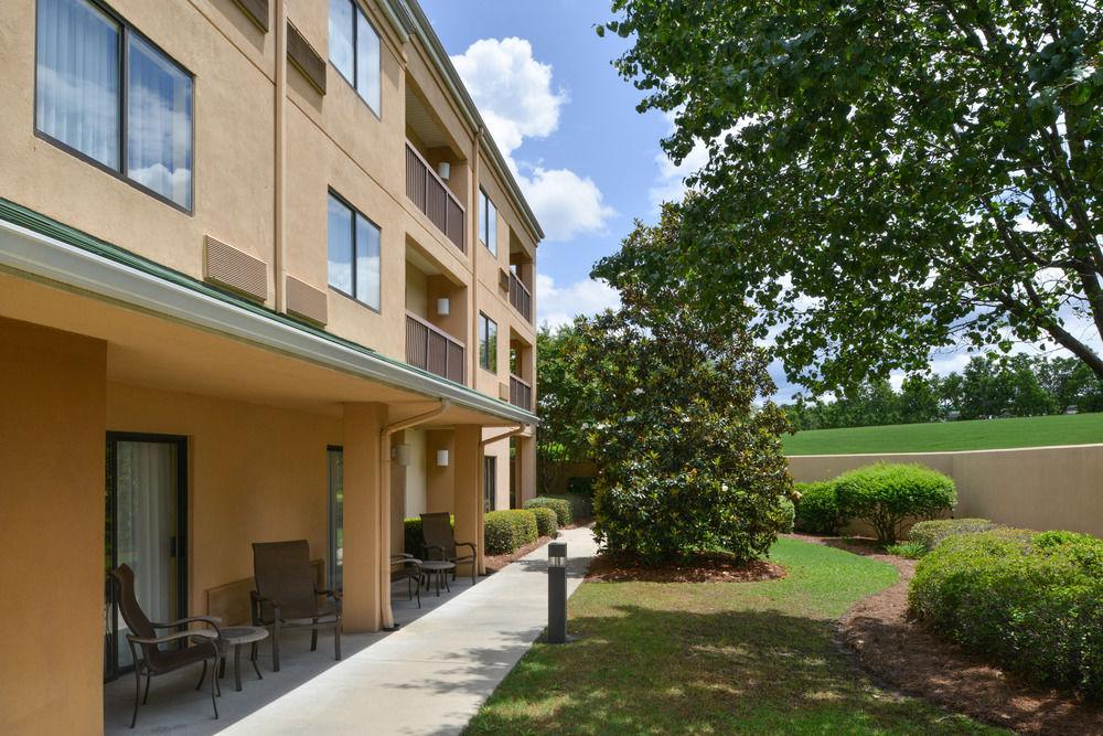 Courtyard By Marriott Columbia Northeast/Fort Jackson Area Exteriör bild
