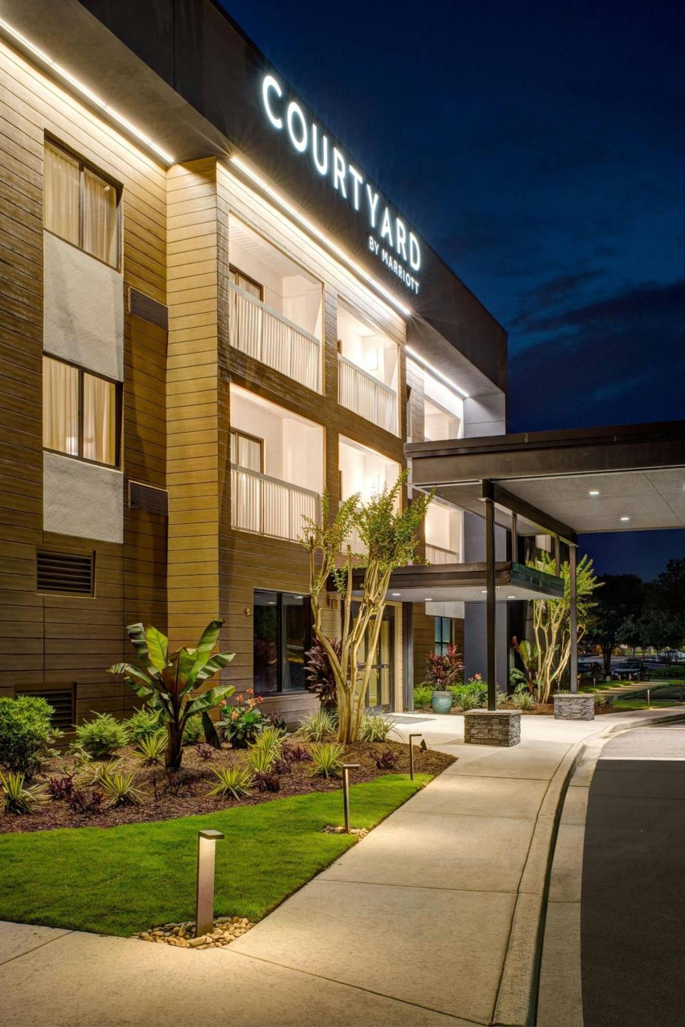 Courtyard By Marriott Columbia Northeast/Fort Jackson Area Exteriör bild
