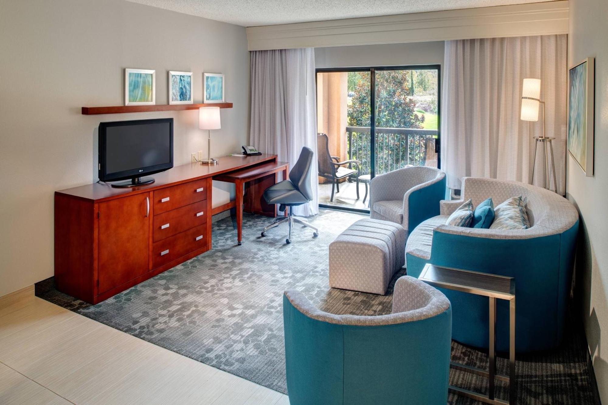 Courtyard By Marriott Columbia Northeast/Fort Jackson Area Exteriör bild