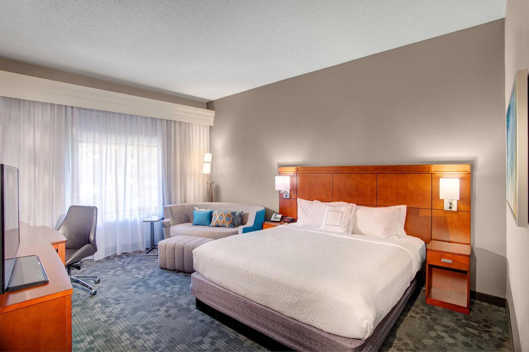 Courtyard By Marriott Columbia Northeast/Fort Jackson Area Exteriör bild