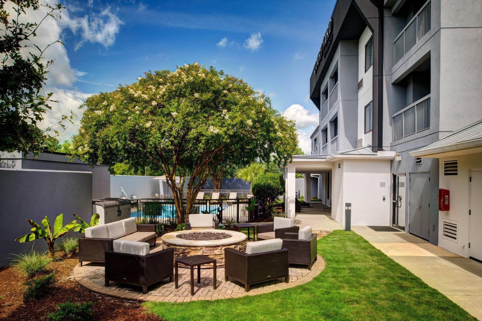 Courtyard By Marriott Columbia Northeast/Fort Jackson Area Exteriör bild