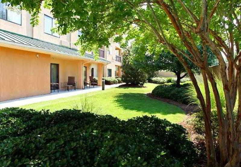Courtyard By Marriott Columbia Northeast/Fort Jackson Area Exteriör bild