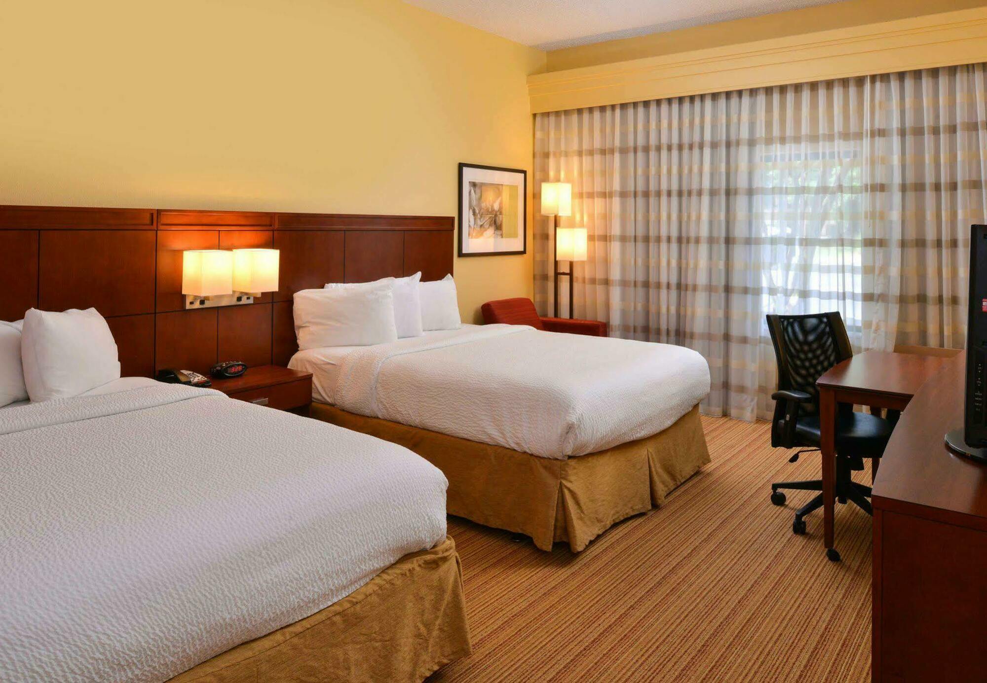 Courtyard By Marriott Columbia Northeast/Fort Jackson Area Exteriör bild